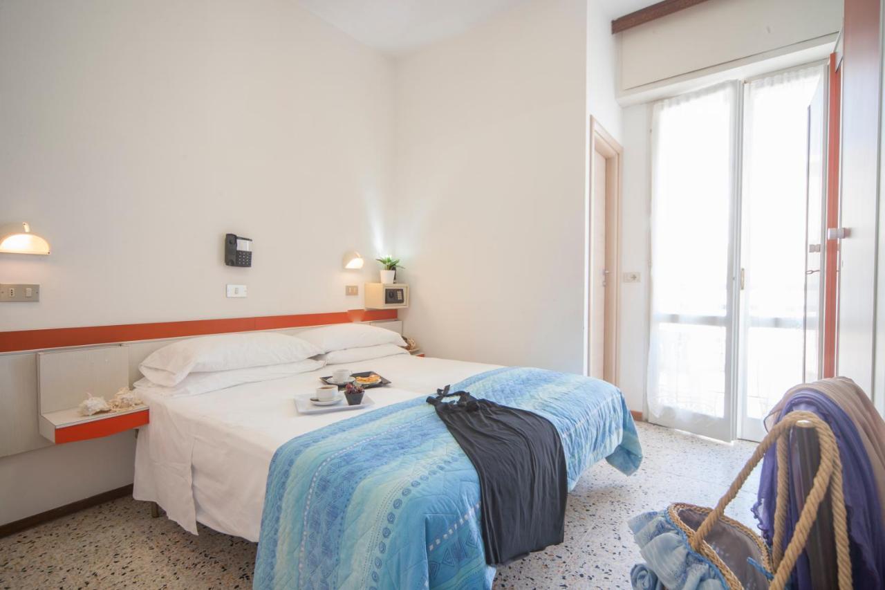 Hotel Bologna Misano Adriatico Exteriör bild